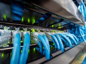 Fiber Switch Comparison: N9K-C93180YC-FX vs N9K-C9180YC-EX vs N9K-C93180YC-FX3 29 wiring in server room